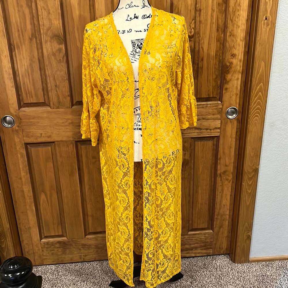 L&B mustard lace long kimono